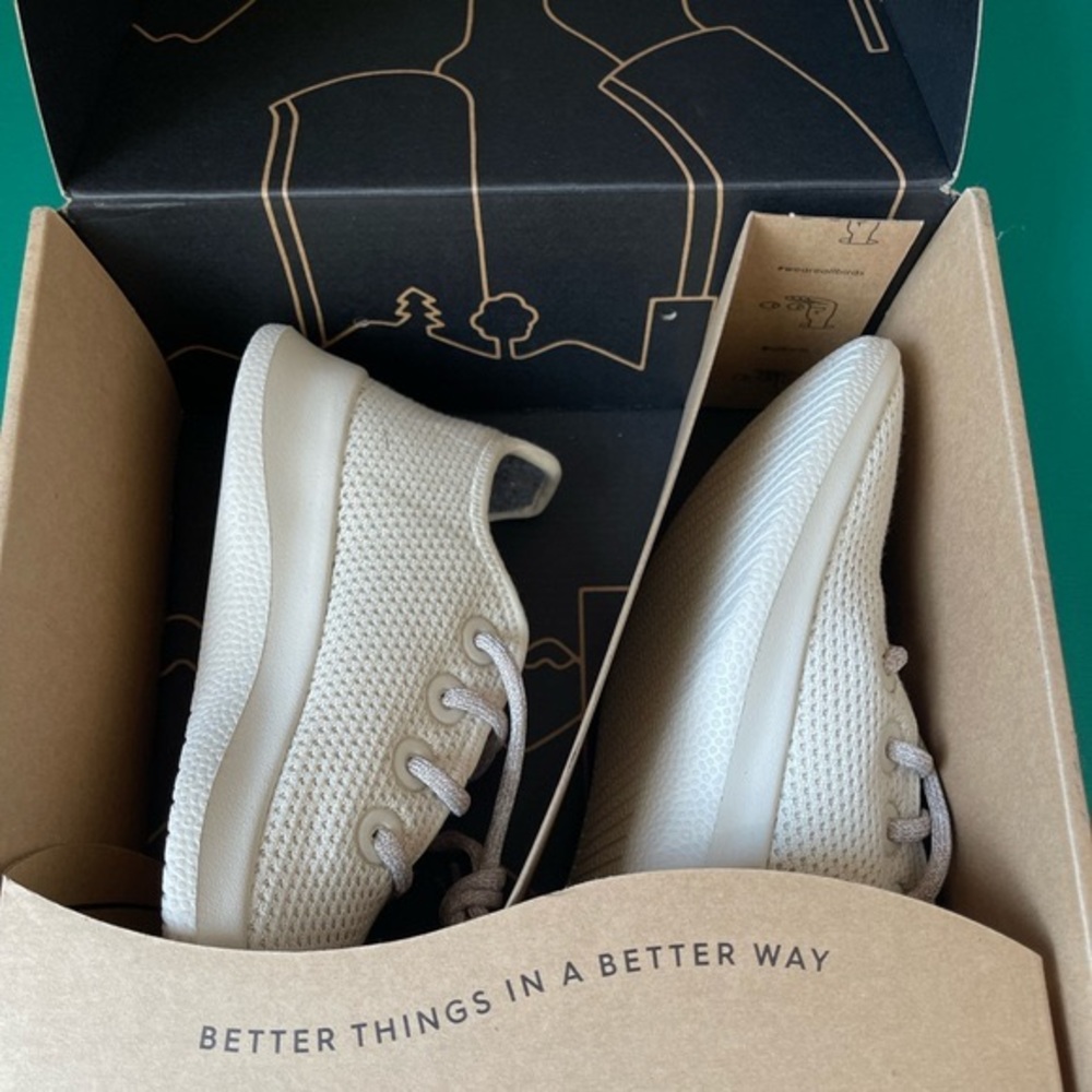 COPY - This is a very comfortable shoe! For more information please see shoebox